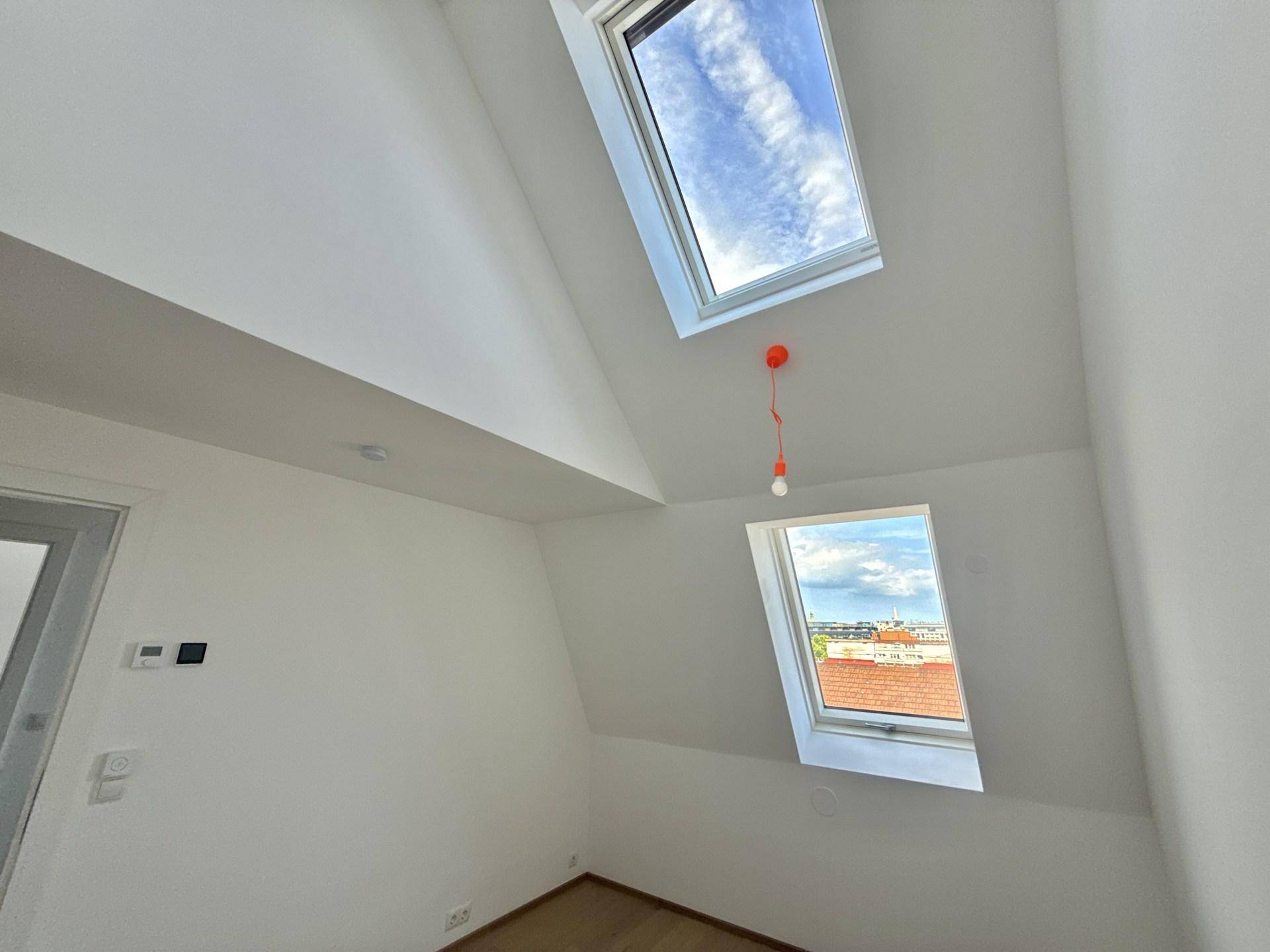 Großzügige Dachgeschosswohnung mit Galerie und Terrassenflächen - Ansicht 6