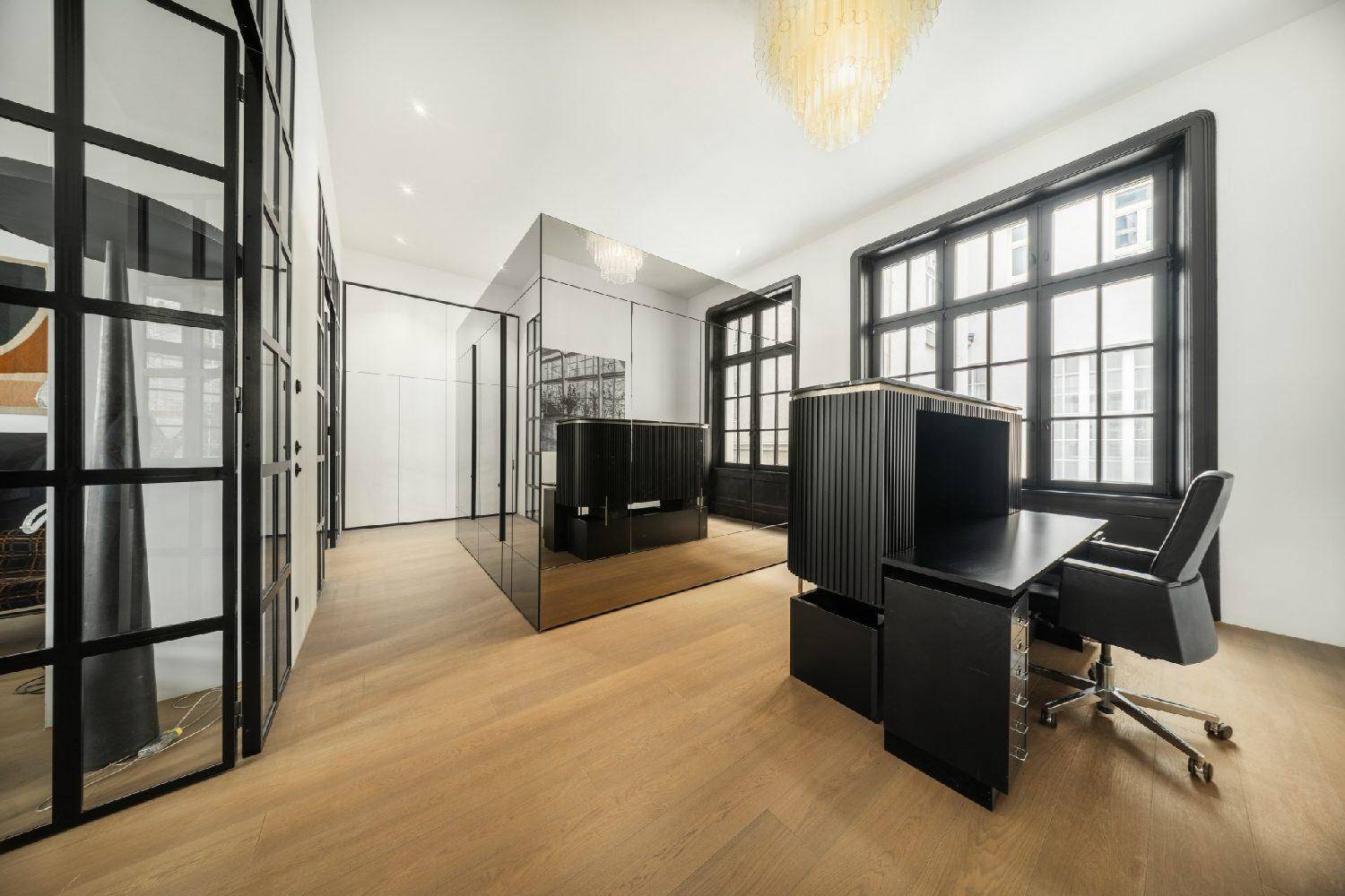 Repräsentatives, komplett möbliertes Design-Office in Top-Lage zur Untermiete - Więcej