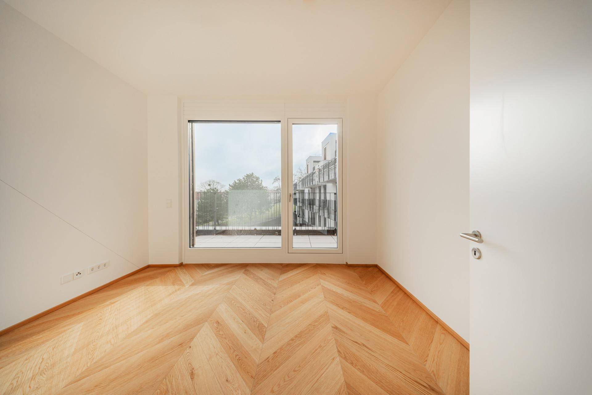 STOCK IM WEG - Licht. Raum. Luxus. - 5 Zimmer Erstbezug mit Südterrasse, Fitness &amp; Garage – pohled 6