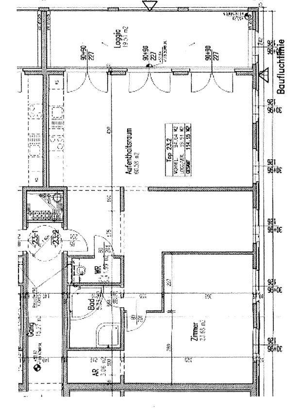 Grundriss einer Wohnung mit Loggia, Bad, WC und mehreren Zimmern.