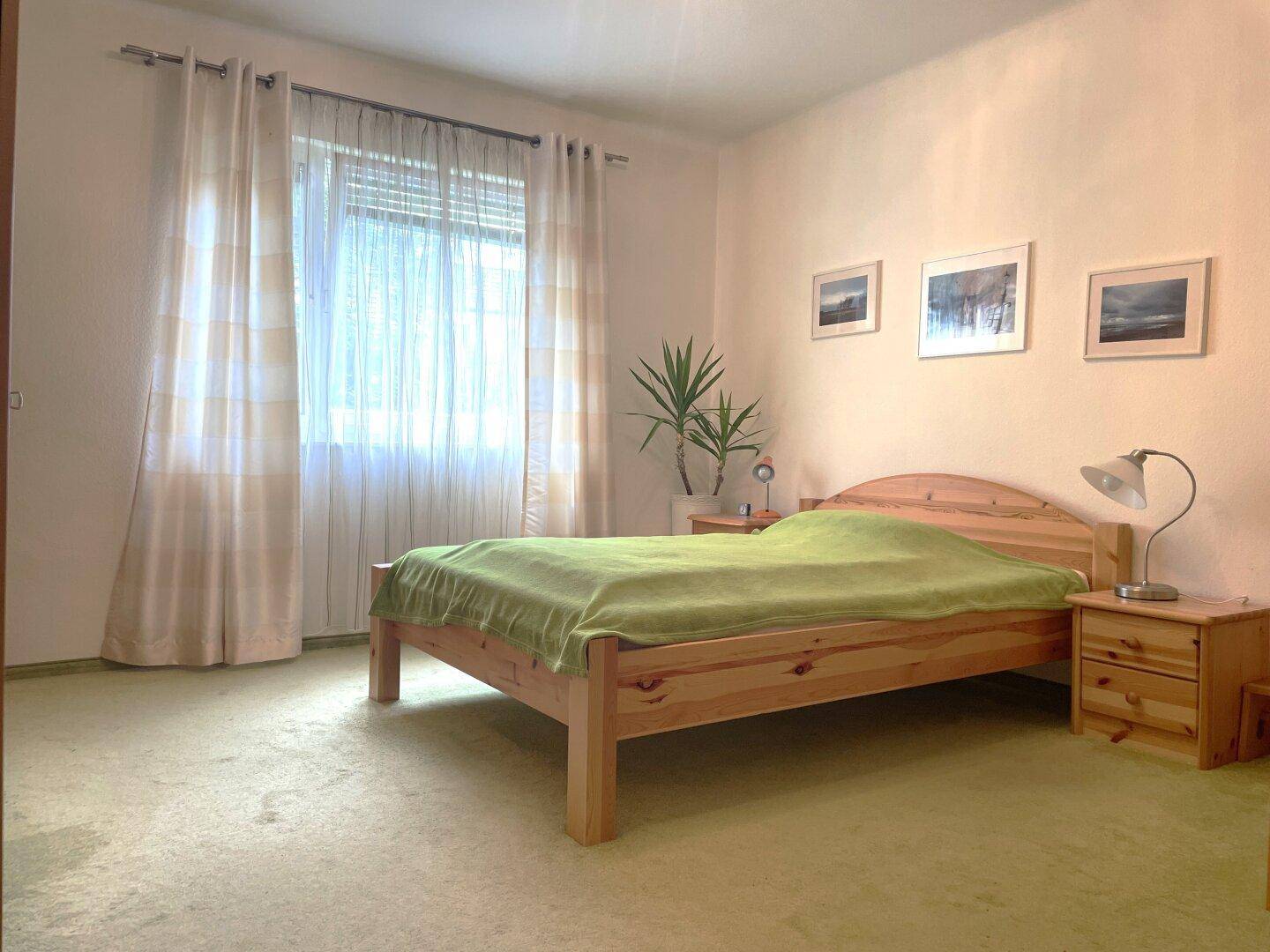 Schlafzimmer 1 EG