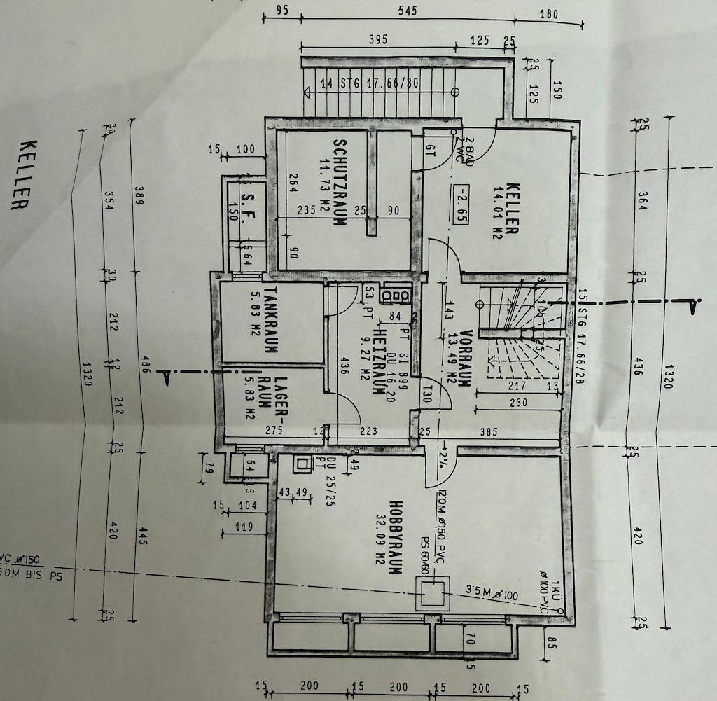 Grundriss des Kellers mit Hobbyraum, Heizraum, Tankraum und weiteren Abstellflächen.