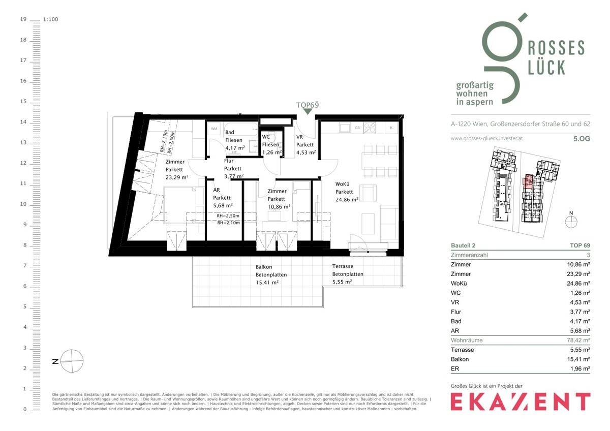Detaillierter Grundriss der Wohnung mit Raumaufteilung, Balkon und Terrasse im Dachgeschoss.