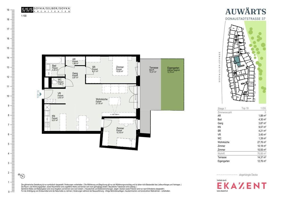 Grundriss einer Wohnung mit Wohnküche, zwei Schlafzimmern, Bad, separatem WC und Terrasse mit Garten.
