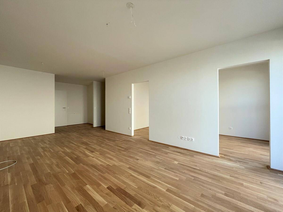 Wohnzimmer mit Zugang zur Schlafnische