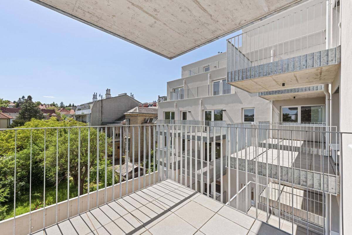 Helle 3-Zimmer-Wohnung im 3. OG mit 24 m² Wohnküche &amp; Balkon | Ums Eck 51 - Mehr