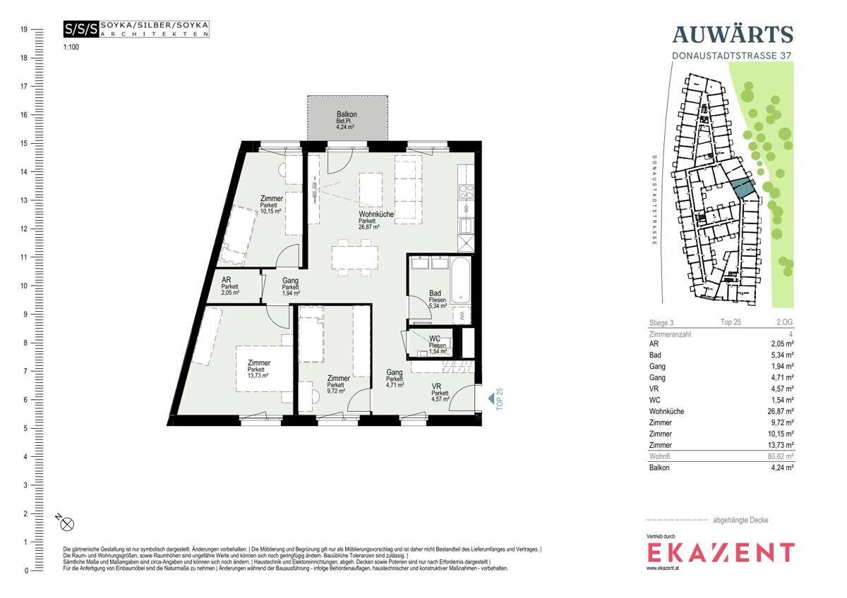 Grundriss einer Wohnung mit Wohnküche, zwei Zimmern, Bad, WC und Balkon.