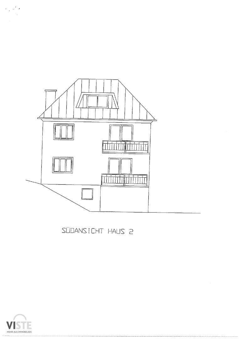 Südansicht eines Hauses mit Balkonen und einem Mansarddach.