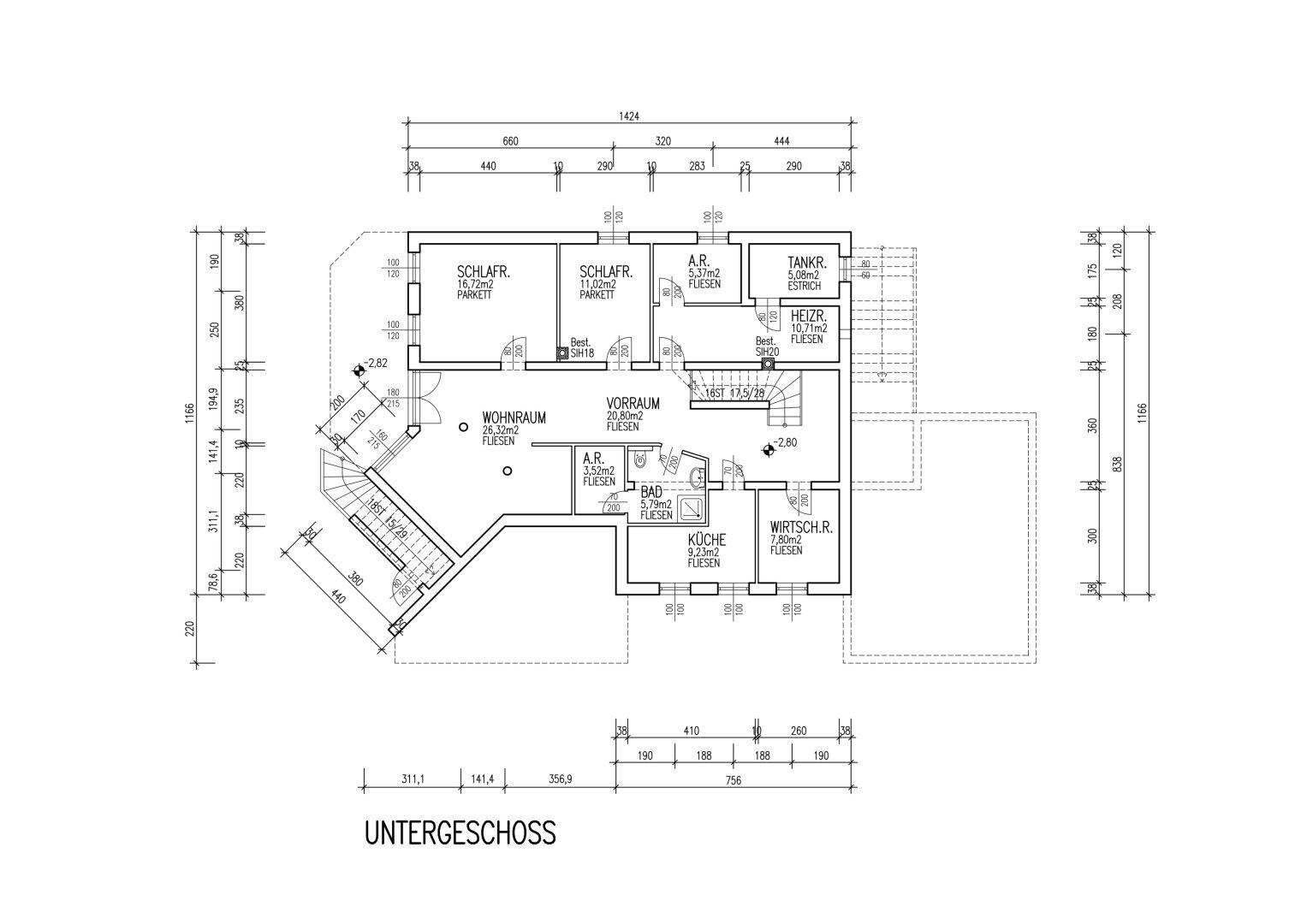 Grundriss des Untergeschosses mit Schlafzimmern, Wohnraum, Küche und Heizraum.