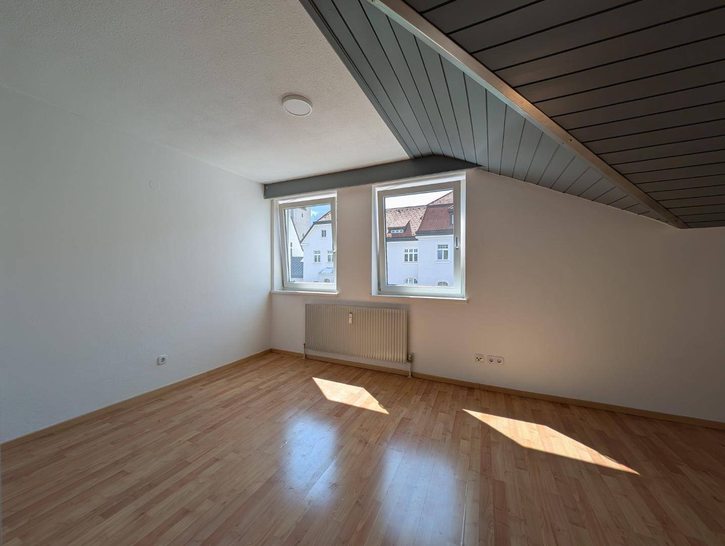 Wohn,-Schlafraum Foto 4