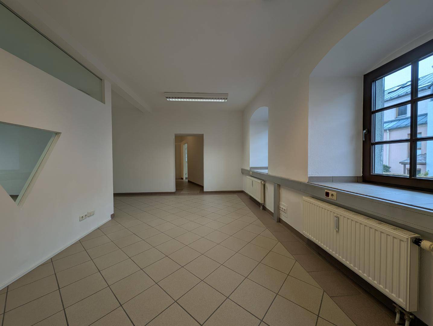 Büro, Geschäftslokal mit 95m² in Schwaz - Mehr