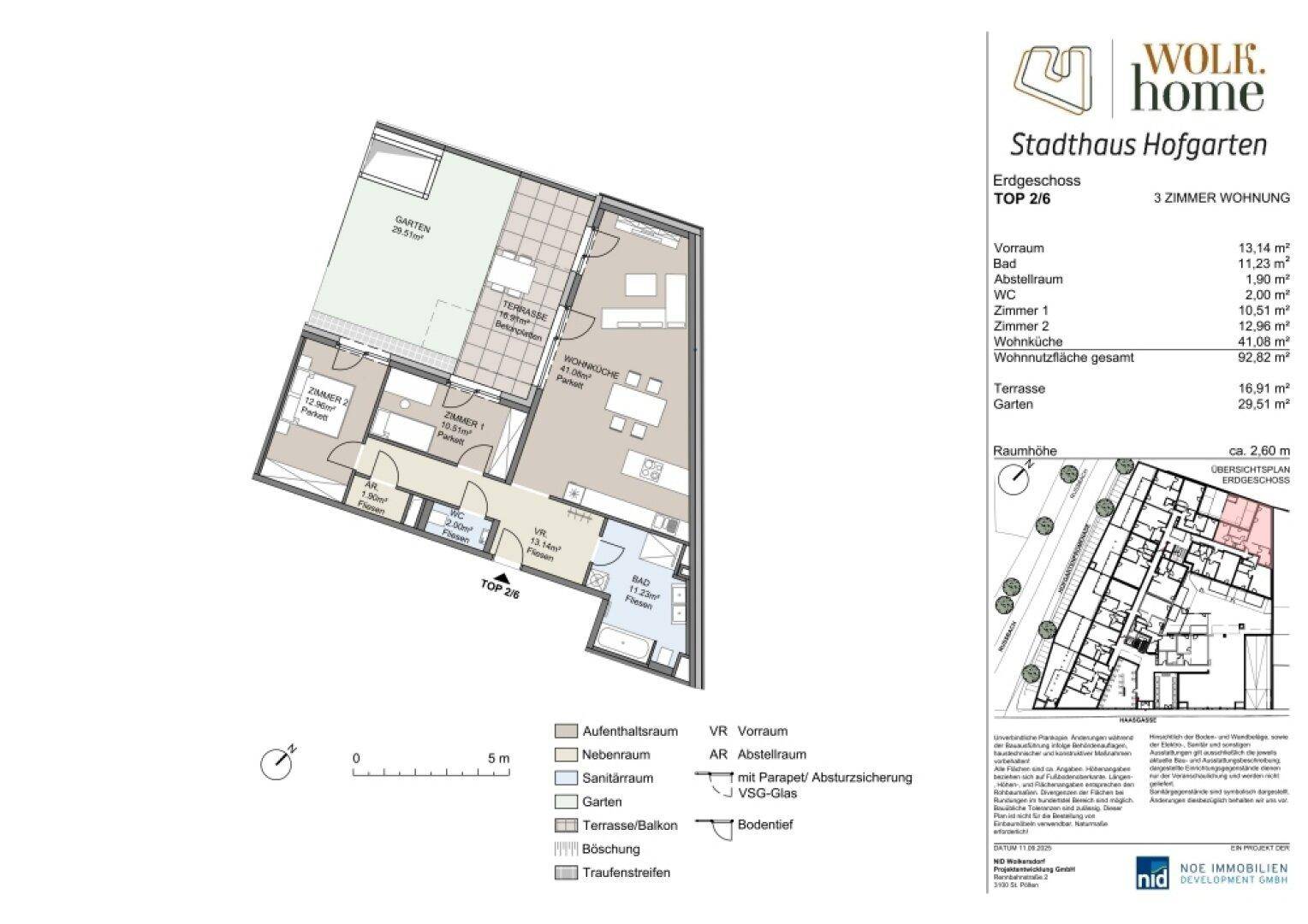 Grundriss einer 3-Zimmer-Wohnung im Erdgeschoss mit offener Wohnküche, Terrasse und Garten.