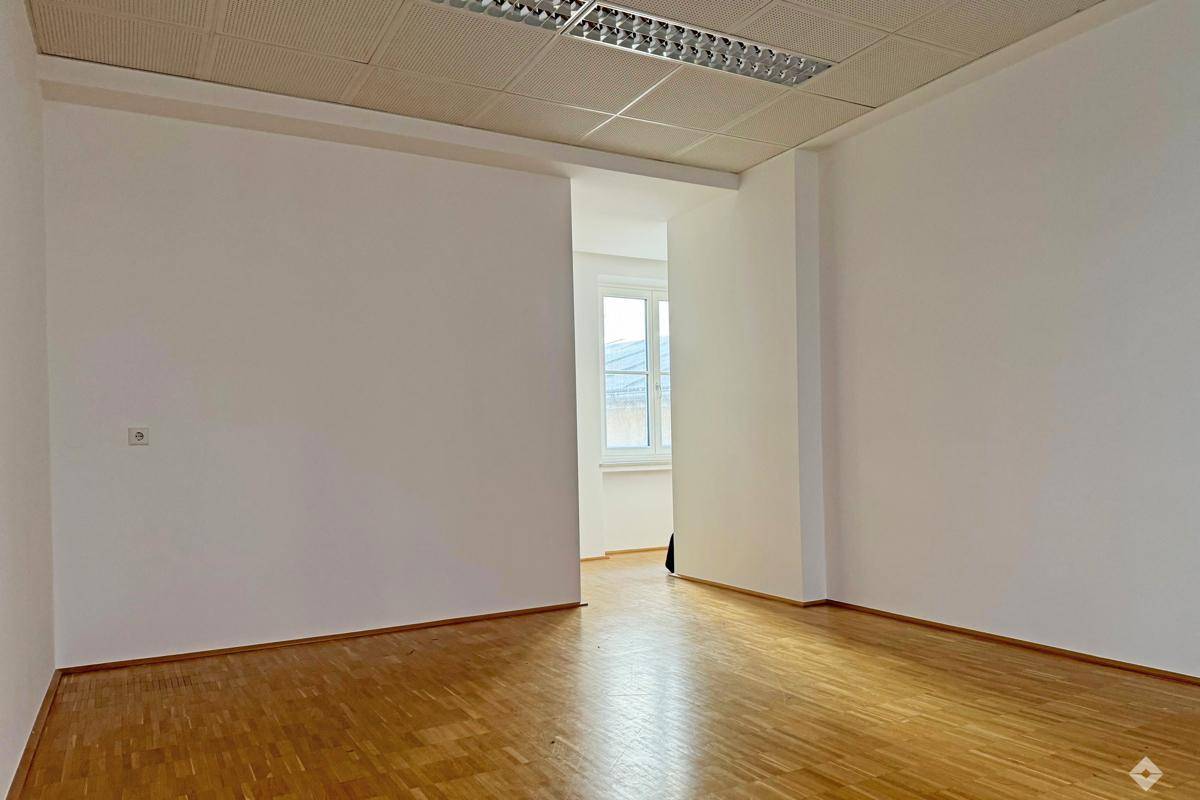 hoelzlhubnerimmobilien2025büro-salzburg