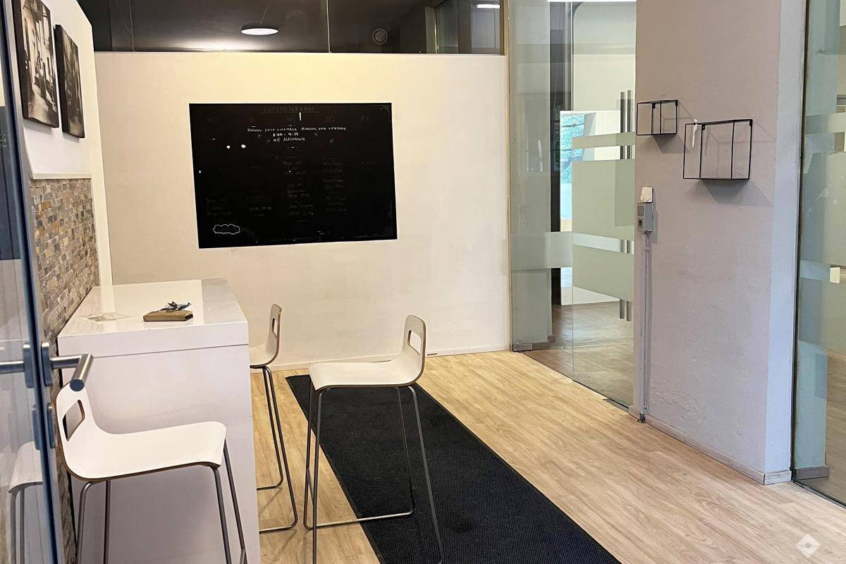 hoelzhubnerimmobilien-bergheim-buero