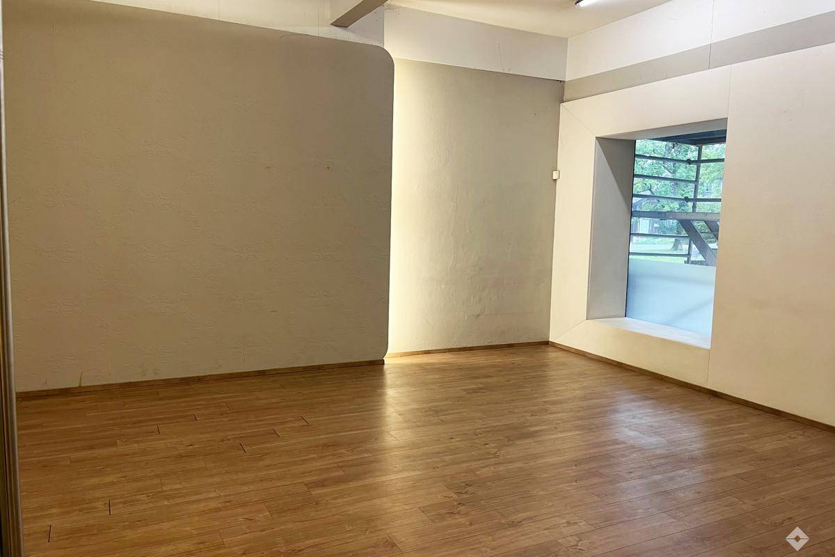 hoelzhubnerimmobilien-bergheim-buero