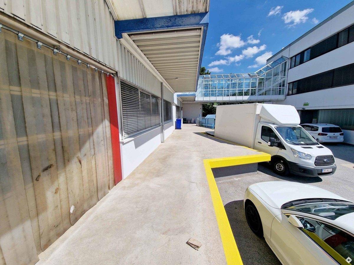 hoelzlhubnerimmobilien-hallen und buerokombination