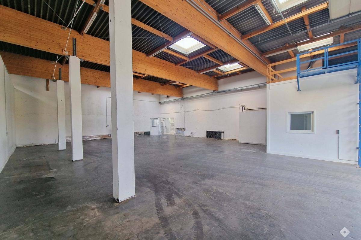 hoelzlhubnerimmobilien-betriebsliegenschaft-wals