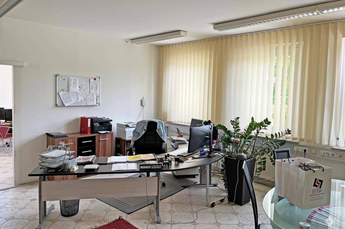 hoelzlhubnerimmobilien2025-buero