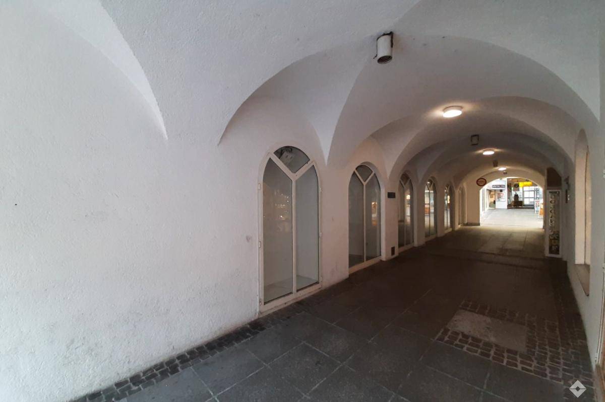 Universelle Geschäftsfläche in Vöcklabruck - Widok 3