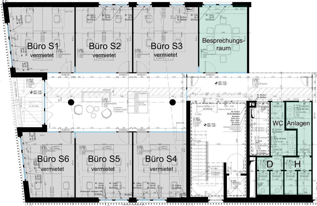 Grundrissplan einer Büroetage mit mehreren Büroeinheiten, einem Besprechungsraum und Sanitäranlagen.