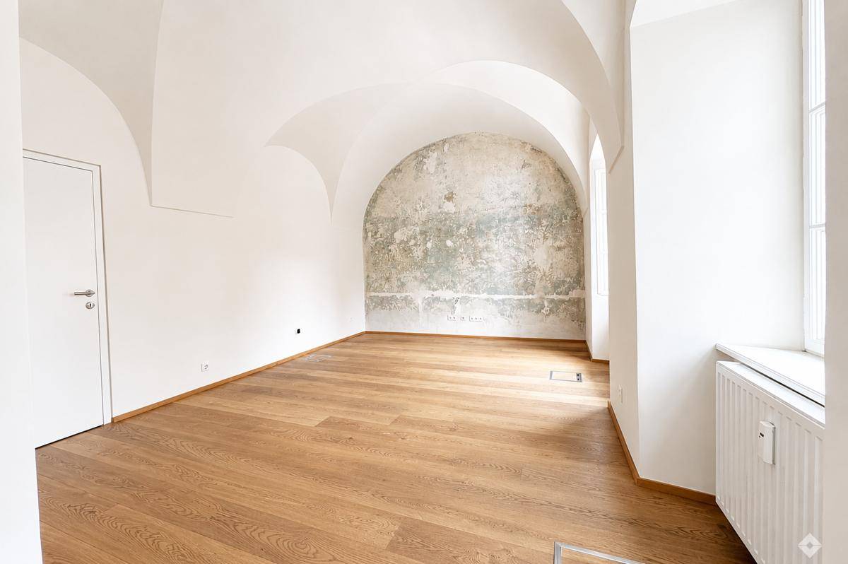 Exklusives Altstadtbüro mit Galerie, historischem Gewölbe und modernster Ausstattung - Widok 6