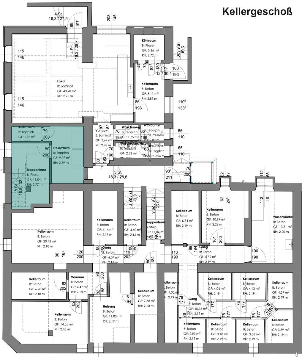 Grundriss des Erdgeschosses und Halbstockwerks mit Büros, Bankbereich und Treppenhäusern.