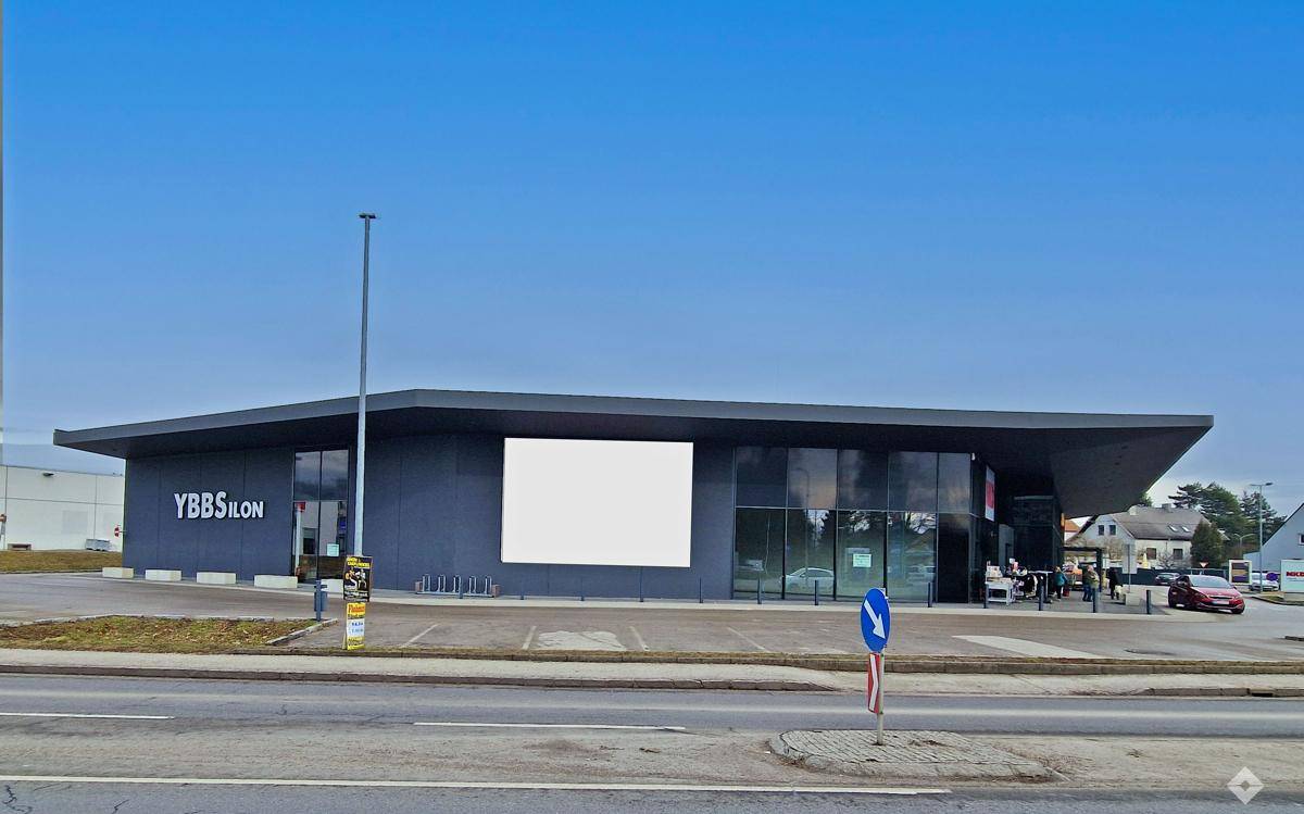Ihre Geschäftsfläche im Fachmarktzentrum YBBSilon - Radharc 2