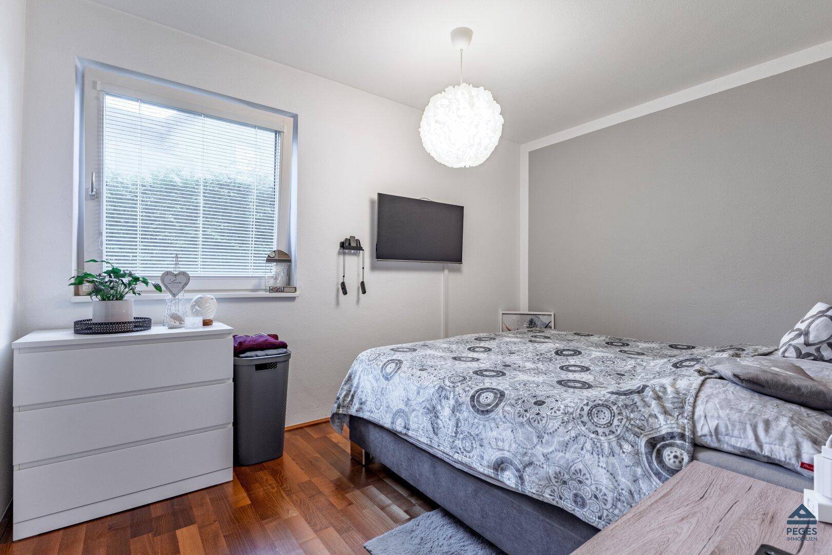 Schlafzimmer - Möbel nicht mitvermietet