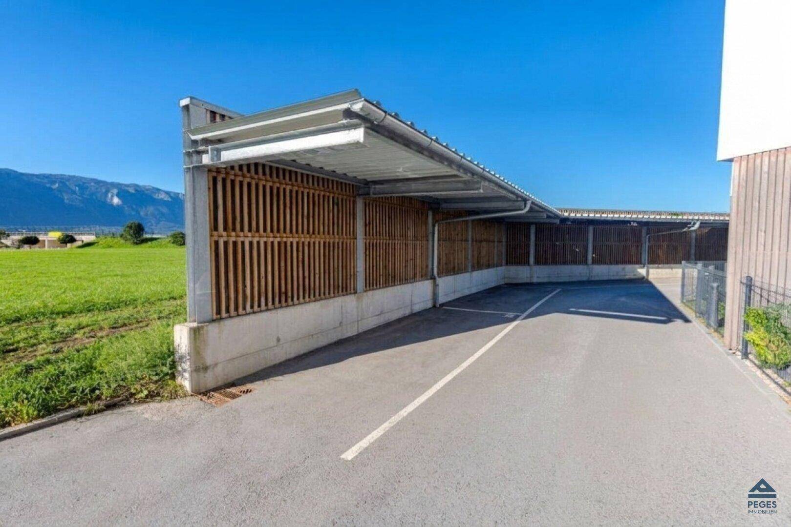 Carport-Stellplatz