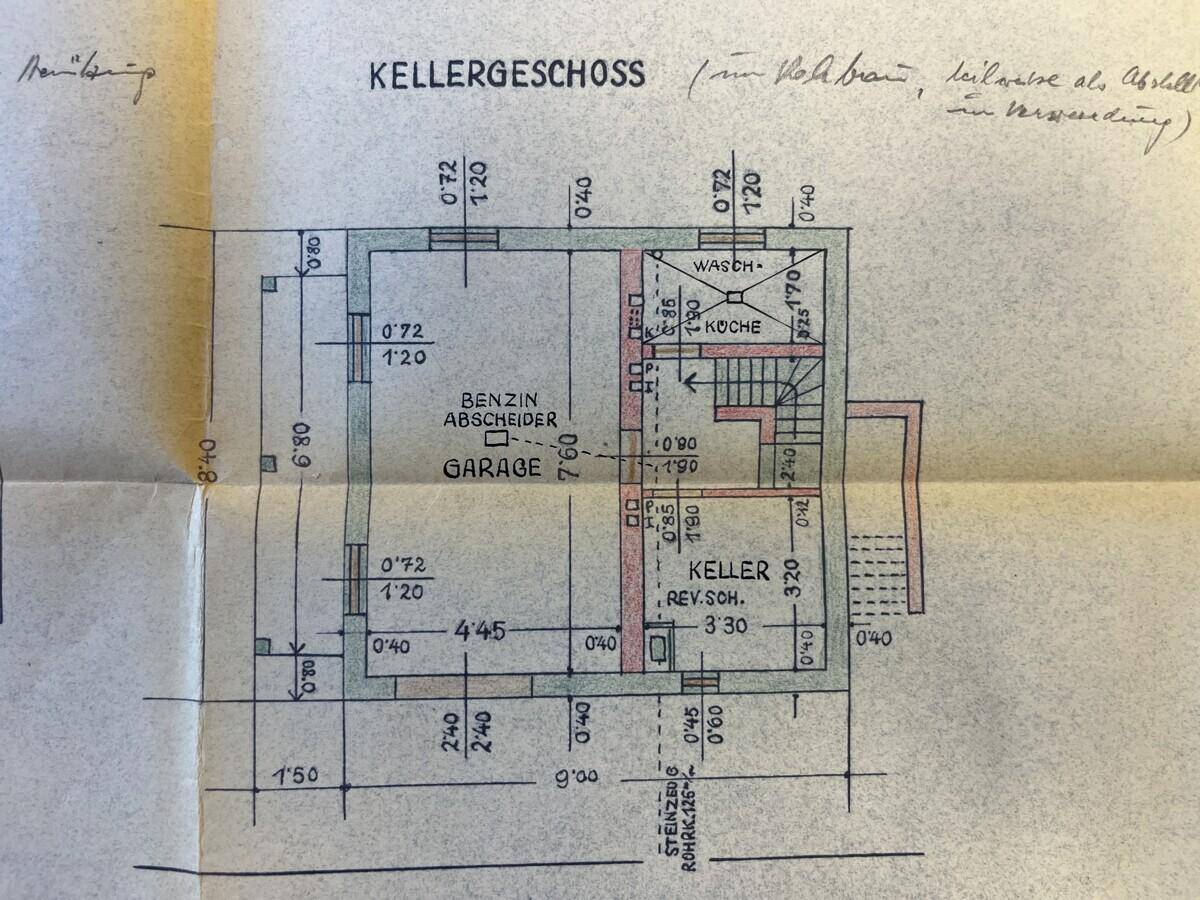 Grundriss des Kellergeschosses mit Garage, Kellerraum und Waschküche.