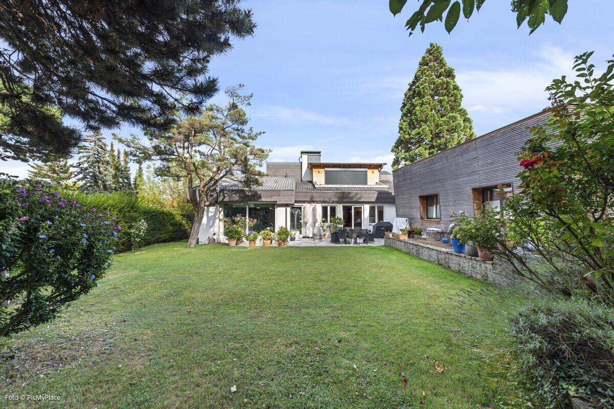 Blick Villa
