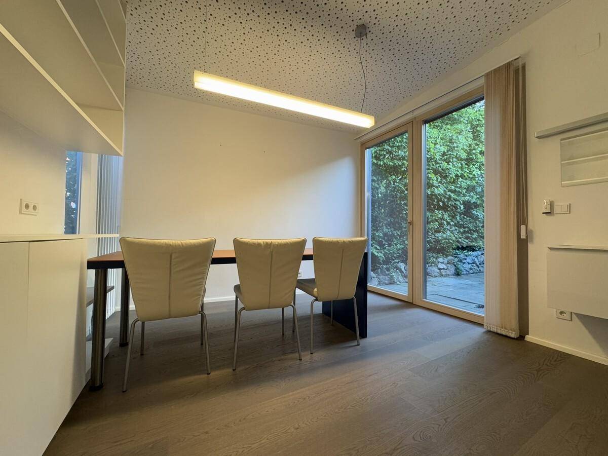 Zimmer Nebenhaus