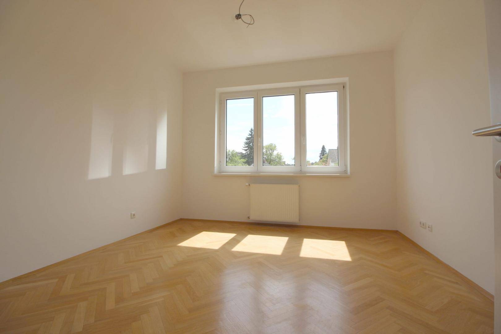 "CHARMANTE 3,5-ZIMMER-WOHNUNG IN BESTER LAGE VON MARIATROST –IDEAL ZUM WOHNEN UND WOHLFÜHLEN" - Ansicht 6