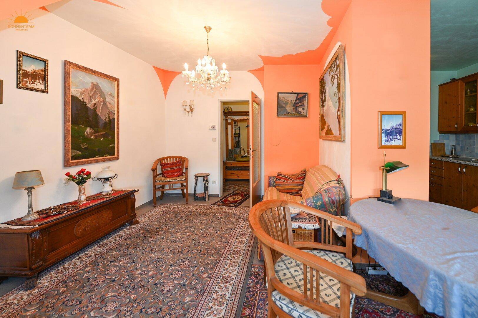 Charmante 2-Zimmer-Dachgeschosswohnung mit Garage in Ebergassing - Mehr