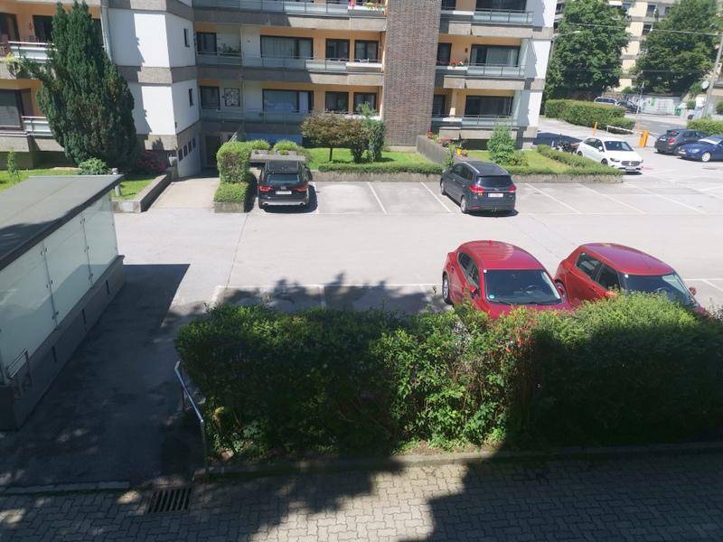 Eigener Parkplatz vor dem Haus