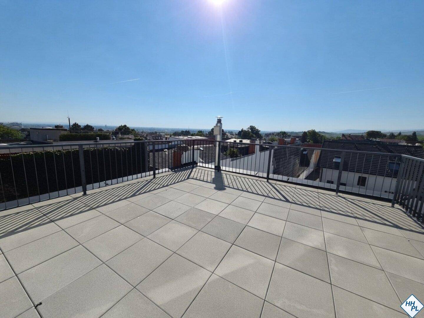große Dachterrasse