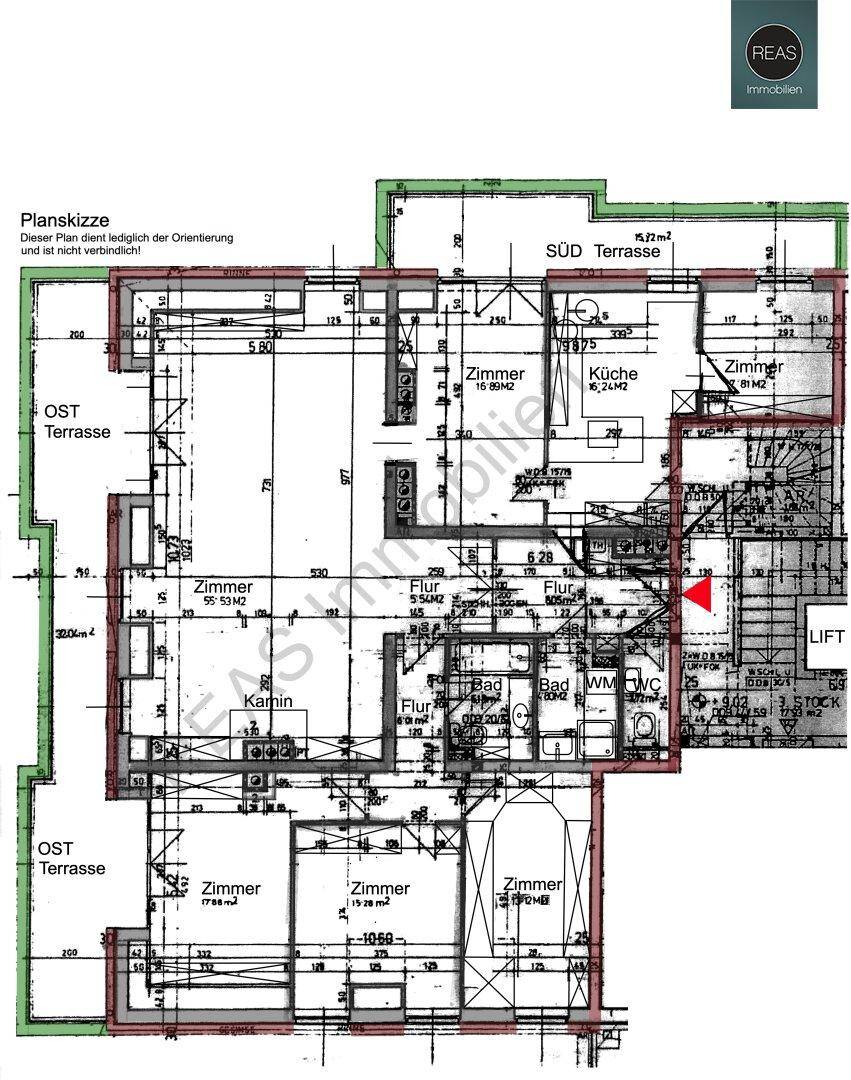 Detaillierter Grundriss mit mehreren Zimmern, Bädern, Küchenbereich und Zugang zu zwei Terrassen.