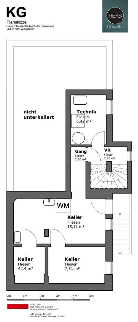 Grundriss des Kellergeschosses mit mehreren Kellerräumen, Technikraum und Zugang zum Treppenhaus.