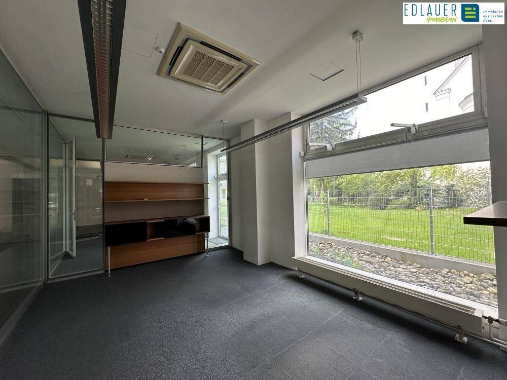 Büro 4