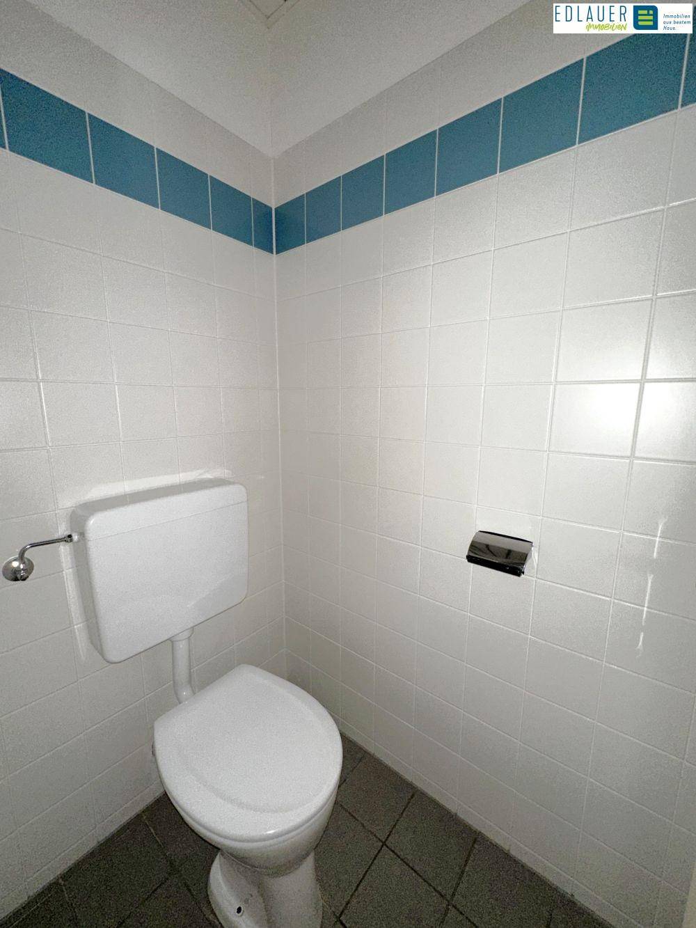 WC (2)