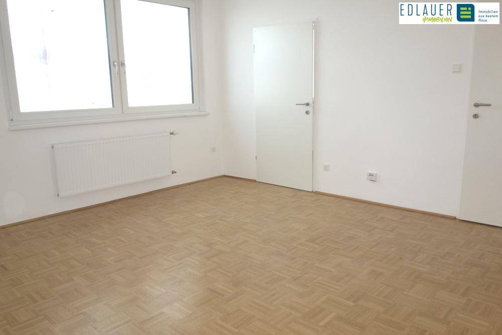 Wohn- Schlafzimmer