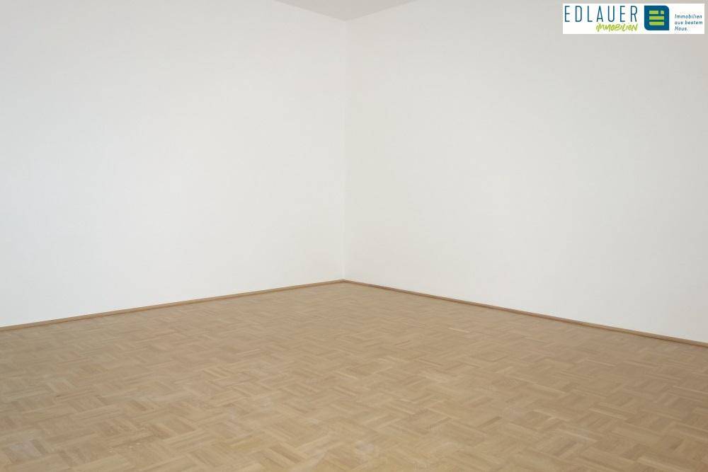 Wohn- Schlafzimmer