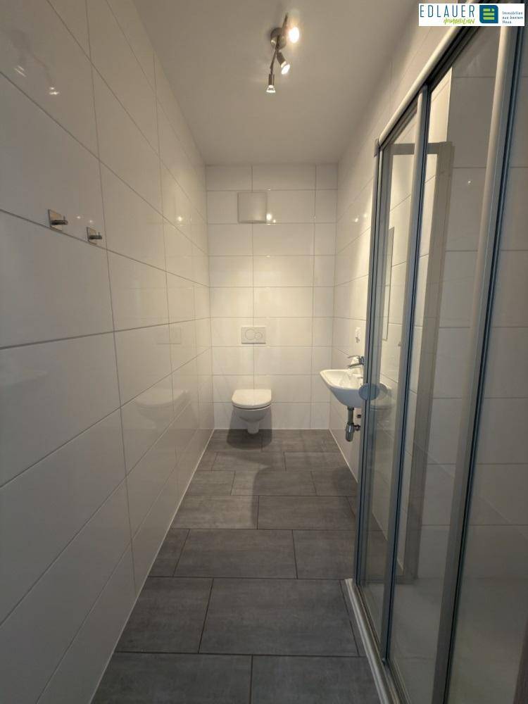 EG Badezimmer (2)
