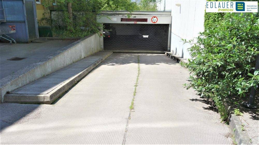 Einfahrt Tiefgarage