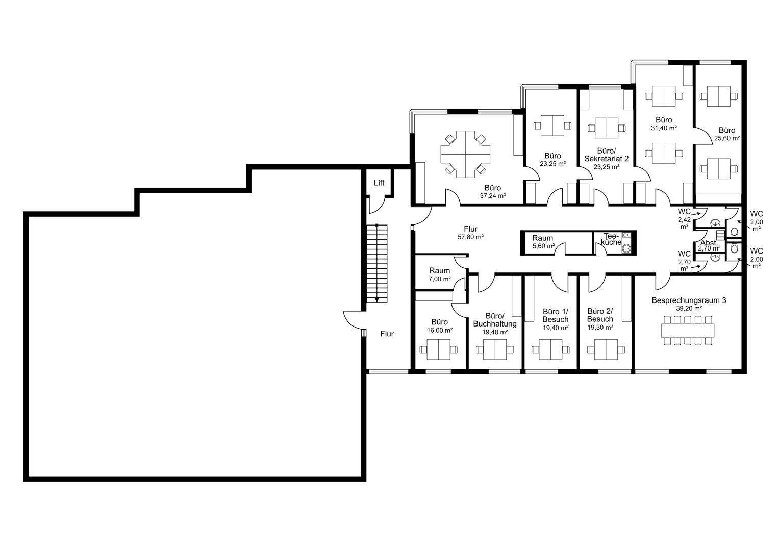 Grundrissplan einer Büroetage mit mehreren Büros, Teeküche, Toiletten und einem Lift.