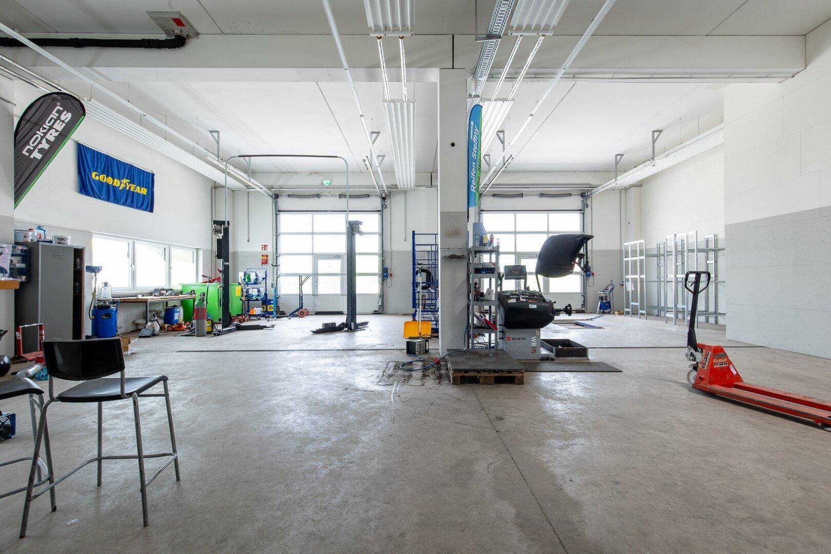 Gewerbeflächen im Motor Business Park - Mehr