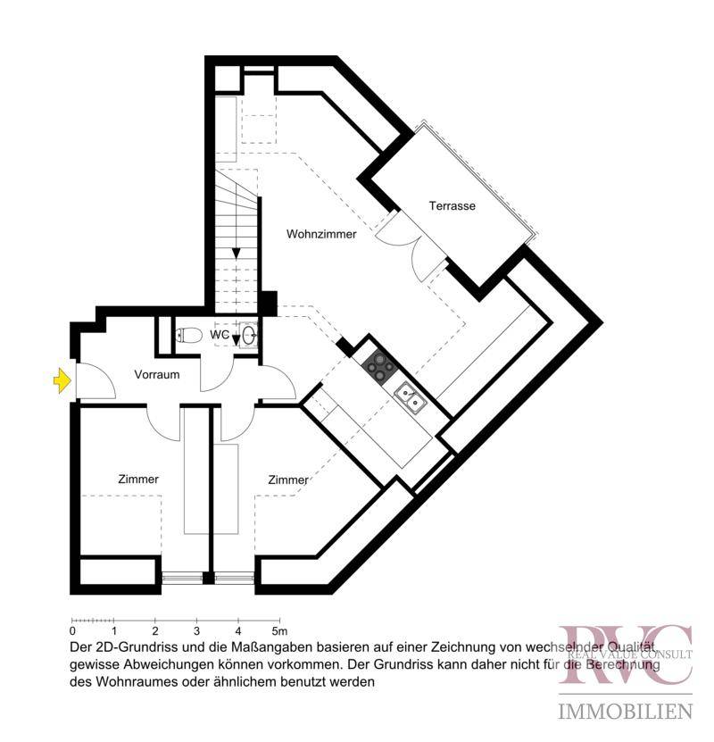 Grundriss der unteren Ebene mit Wohnzimmer, zwei weiteren Zimmern, WC, Küche und Terrasse.