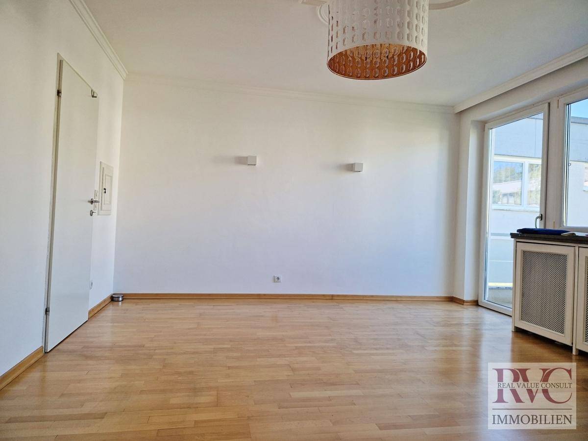 Wohnzimmer Bild 3