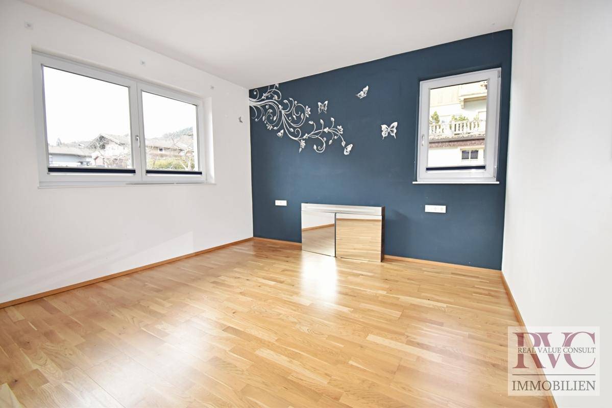 Wohnen in angenehmer Atmosphäre - Helle 3-Zimmerwohnung mit Balkon und Venedigerblick - Ansicht 5