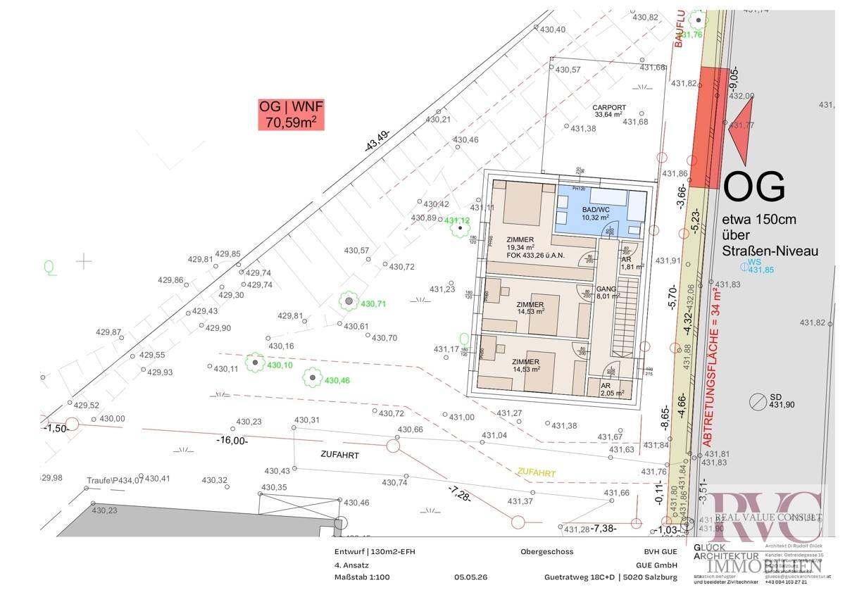 Grundriss des Obergeschosses mit drei Zimmern und einem Badezimmer.